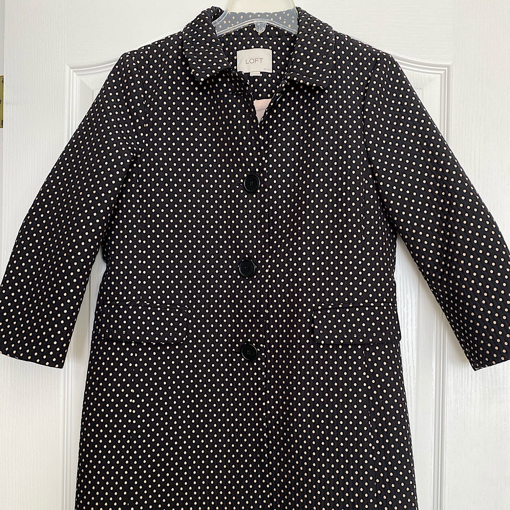 Spring lightweight Ann Taylor Loft trench coat